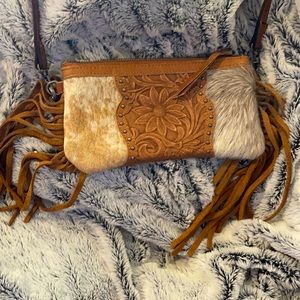 Cross body purse